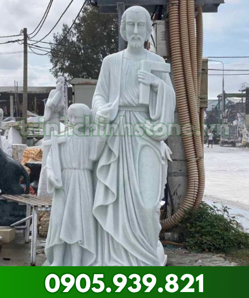 Thánh Anton bồng con M08